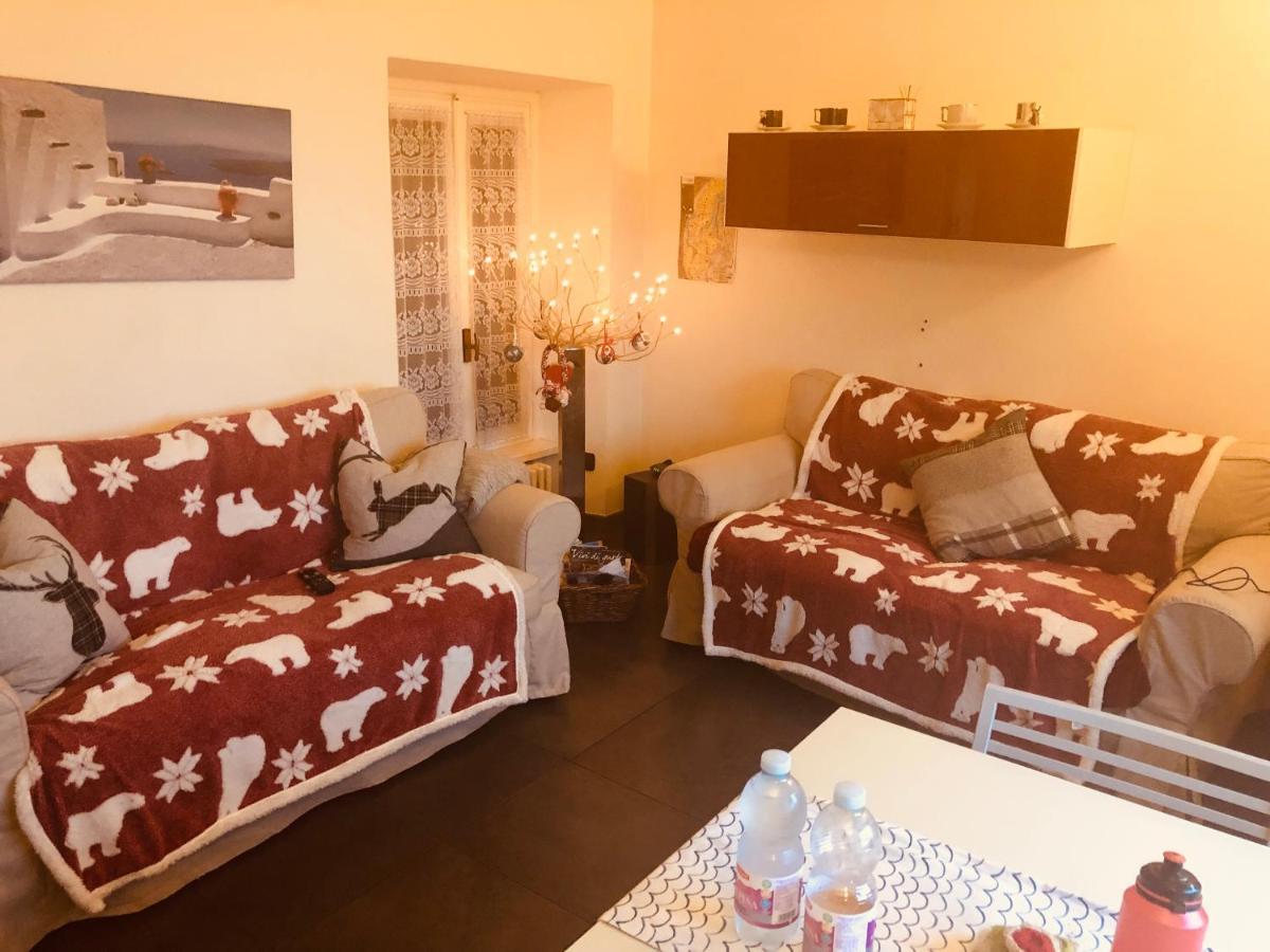 Ficarra Apartments Mezzegra エクステリア 写真
